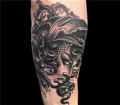 Medusa untuk tato Spark